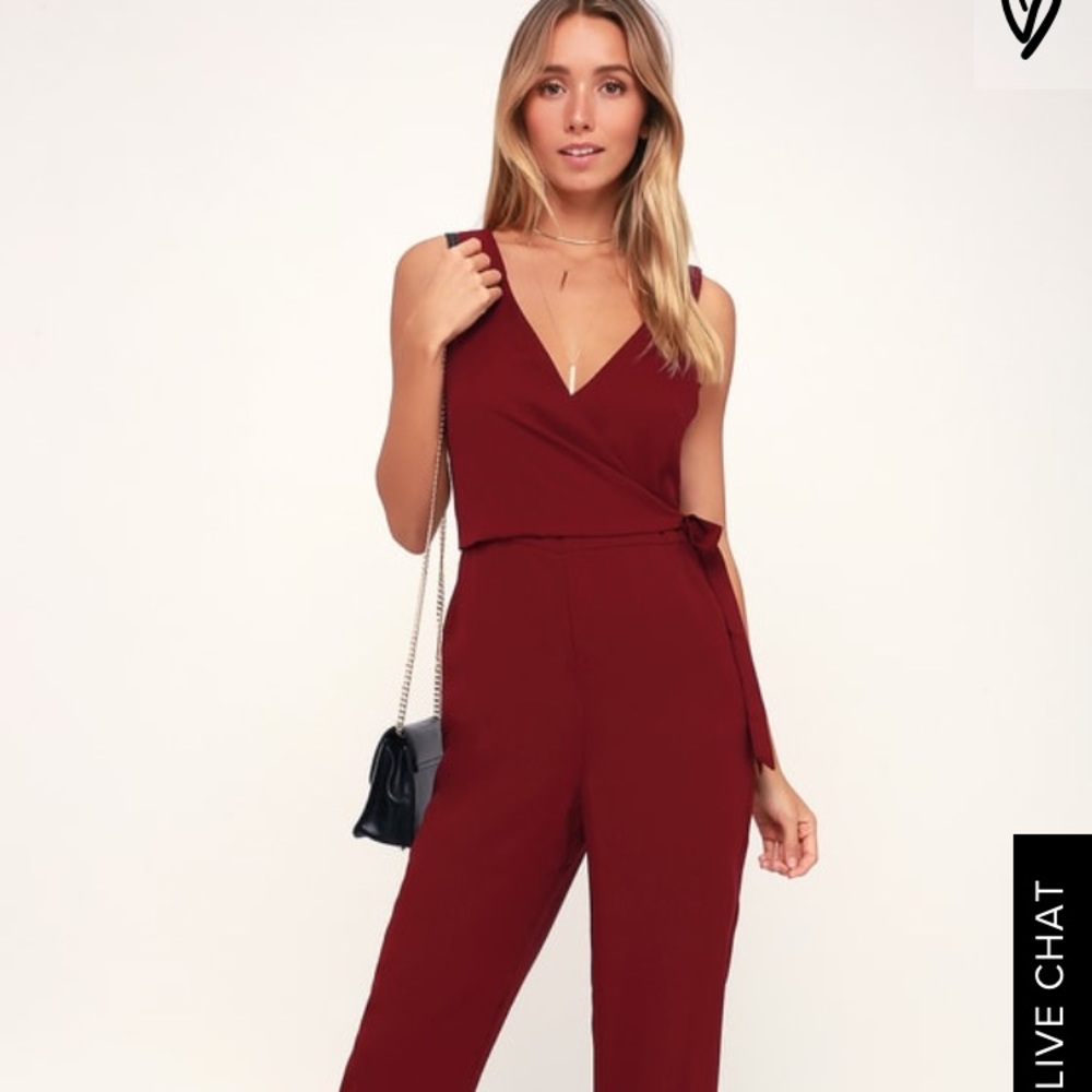 Lulu’s wine red like it like that jumpsuit small